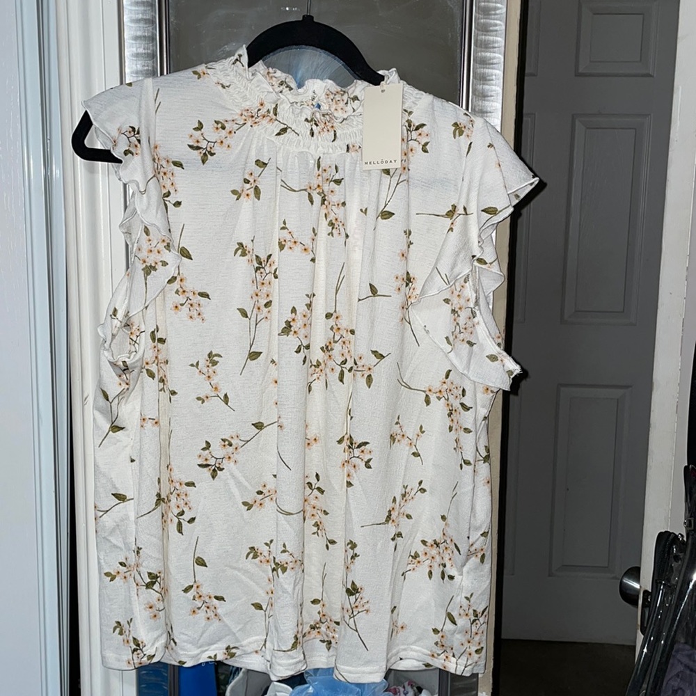 Floral Blouse NEW